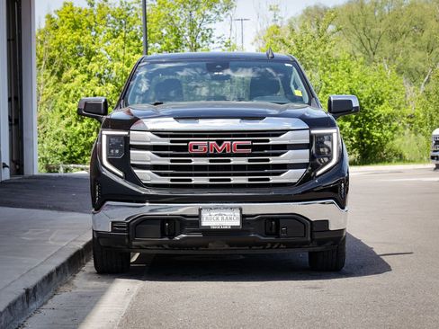 Used 2023 GMC Sierra 1500 SLE AWD/4WD image 9