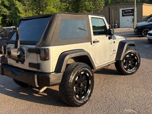 Used 2008 Jeep Wrangler X AWD/4WD image 6