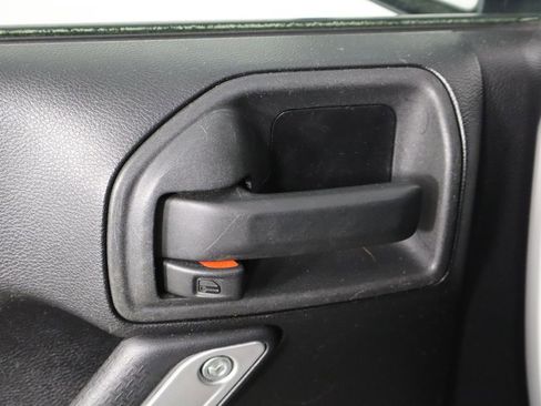 Used 2013 Jeep Wrangler Sport AWD/4WD image 20