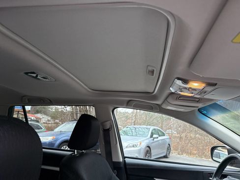 Used 2012 Subaru Outback 2.5i Premium image 24