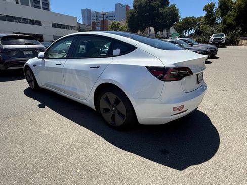 Used 2023 Tesla Model 3 Standard Range RWD image 7