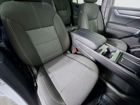 Used 2025 GMC Acadia Elevation image 30