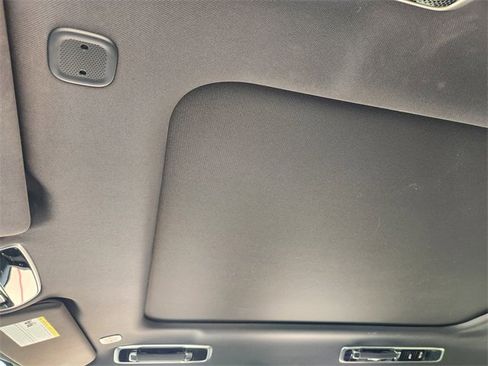 Used 2024 Land Rover Range Rover Autobiography image 24