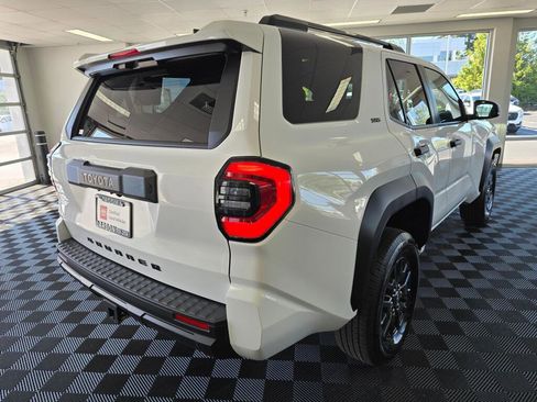 Certified 2026 Toyota 4Runner SR5 AWD/4WD image 3