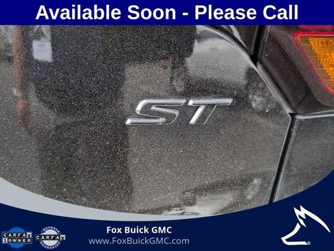Used 2023 Buick Encore GX Select w/ Sport Touring Package AWD/4WD image 5
