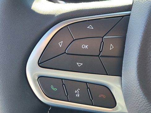 New 2026 Chrysler Pacifica Select FWD image 24