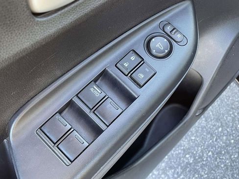 Used 2018 Honda Fit EX image 6