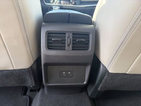 Used 2023 Nissan Rogue SV w/ SV Premium B Package FWD image 12