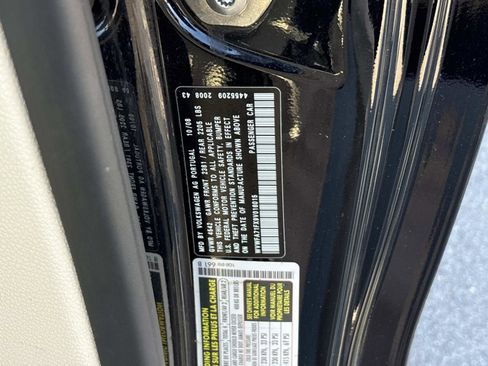 Used 2009 Volkswagen Eos Lux image 32