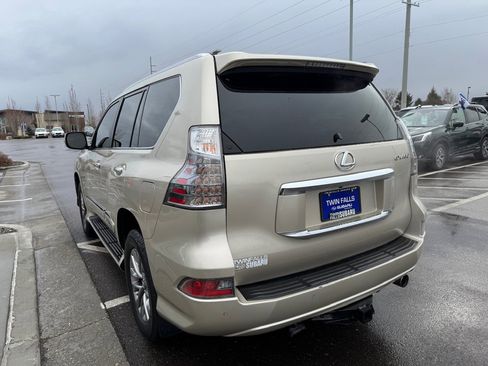 Used 2016 Lexus GX 460 Luxury image 5