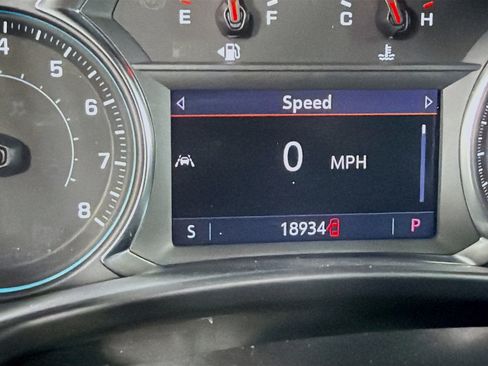 Used 2024 Chevrolet Equinox LT AWD/4WD image 19