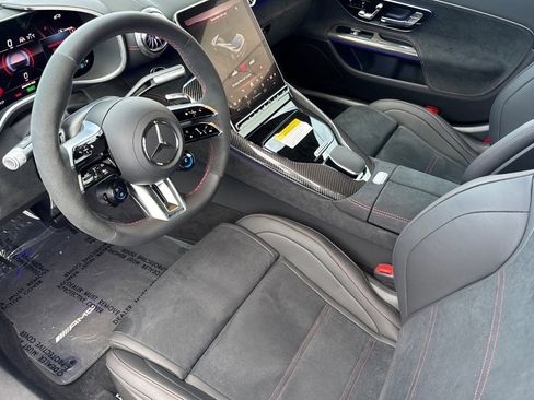 New 2025 Mercedes-Benz SL 63 AMG S e Performance 4MATIC image 4