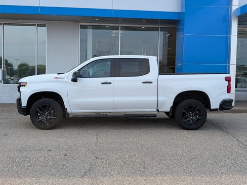 Certified 2021 Chevrolet Silverado 1500 LT Trail Boss w/ Bed Protection Package AWD/4WD image 5