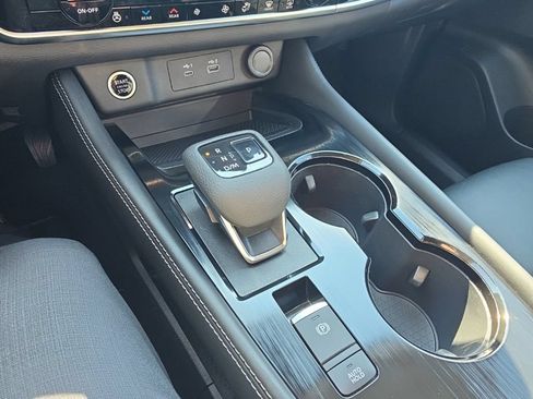 Certified 2021 Nissan Rogue SL FWD image 22