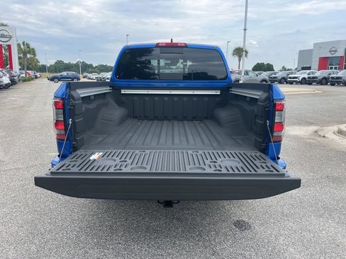 Used 2024 Nissan Frontier SL w/ Technology Package RWD image 29