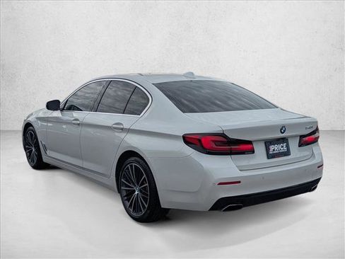 Used 2023 BMW 540i w/ Premium Package image 7
