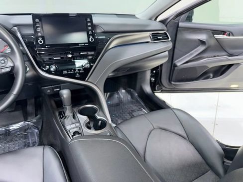Used 2023 Toyota Camry XSE AWD/4WD image 23