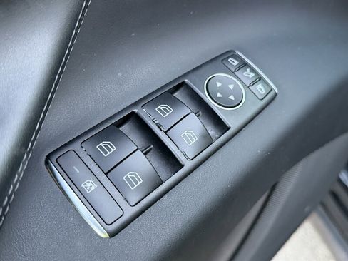 Used 2017 Tesla Model X P100D image 32