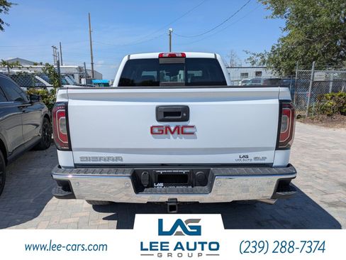 Used 2017 GMC Sierra 1500 SLT w/ SLT Premium Package AWD/4WD image 4
