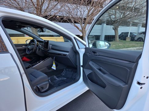 New 2026 Volkswagen Golf image 25