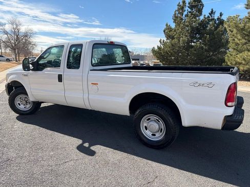 Used 2006 Ford F250 XL image 2