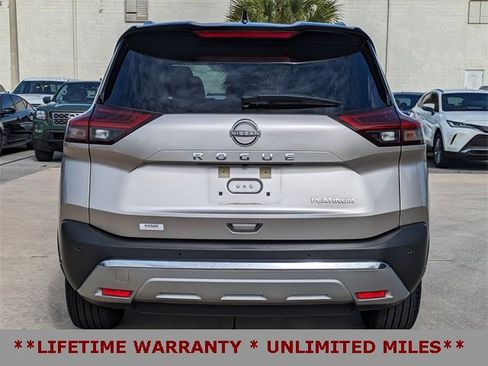 Used 2023 Nissan Rogue Platinum w/ Platinum Premium Package image 7