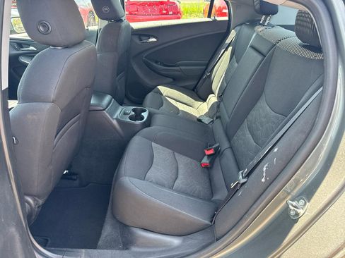 Used 2017 Chevrolet Volt LT FWD image 11