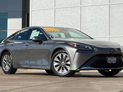 Certified 2023 Toyota Mirai XLE image 2