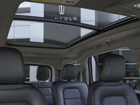 New 2026 Lincoln Aviator AWD image 22