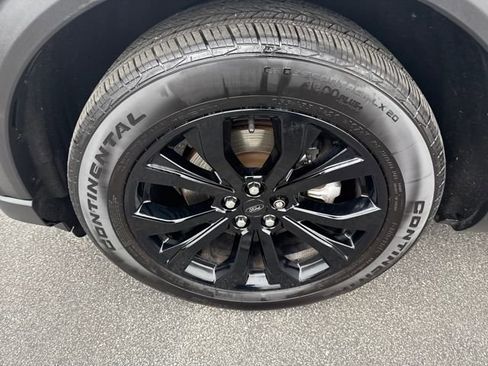 Used 2020 Ford Explorer ST w/ Premium Technology Package image 40