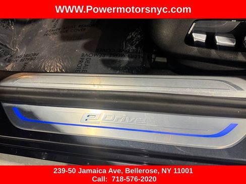 Used 2019 BMW 740e xDrive w/ Executive Package AWD/4WD image 24