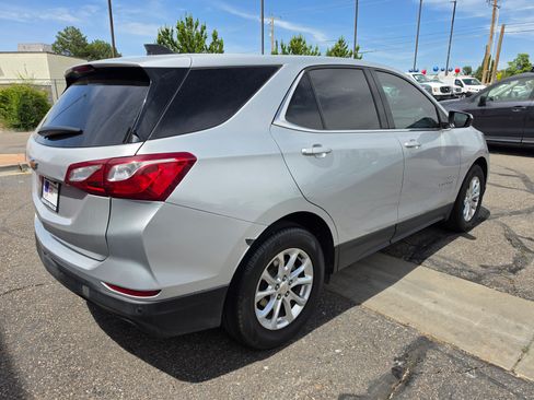 Used 2020 Chevrolet Equinox LT FWD image 8