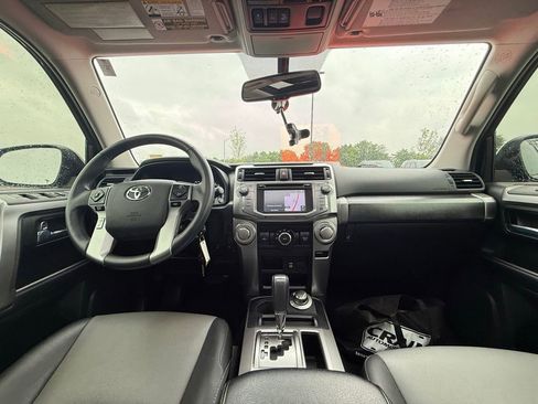 Used 2016 Toyota 4Runner SR5 Premium AWD/4WD image 26