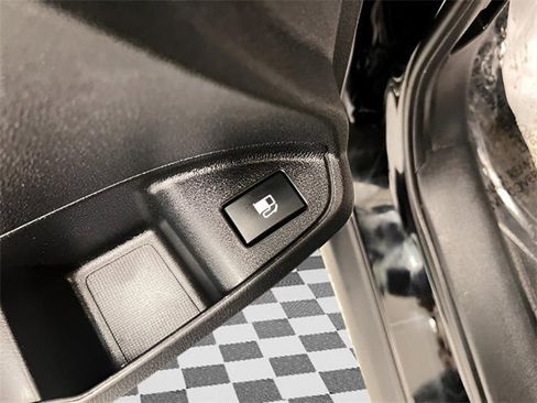 Used 2019 Honda Ridgeline Sport image 12