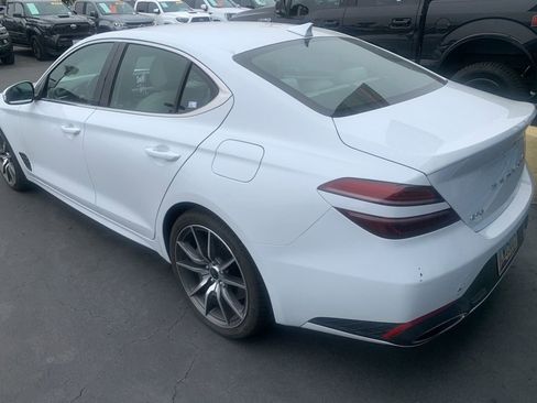 Used 2025 Genesis G70 2.5T RWD image 8