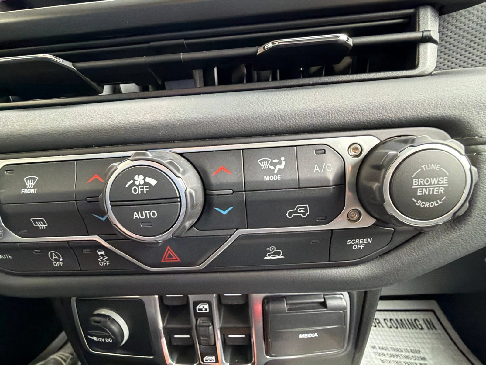 Used 2026 Jeep Gladiator Rubicon AWD/4WD image 20