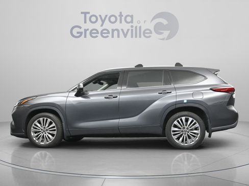 Used 2023 Toyota Highlander Platinum AWD/4WD image 6