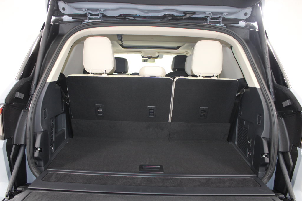 New 2027 Lincoln Navigator Reserve AWD/4WD image 15