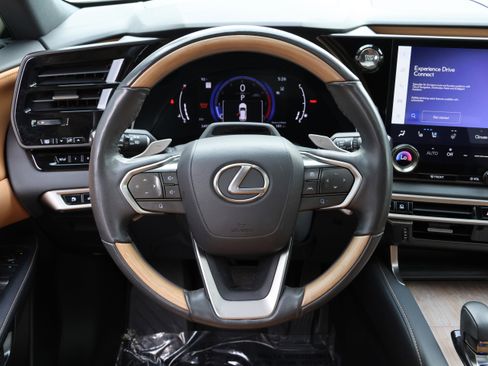 Used 2024 Lexus RX 350 Premium Plus w/ Convenience Package FWD image 17