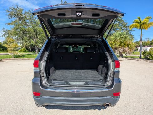 Used 2015 Jeep Grand Cherokee Limited w/ Luxury Group II AWD/4WD image 33