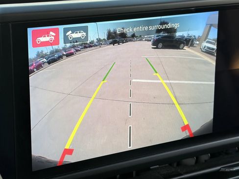 Used 2025 Jeep Wrangler Unlimited Rubicon AWD/4WD image 28