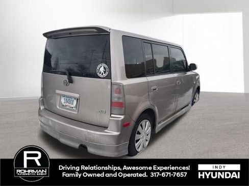 Used 2005 Scion xB image 5