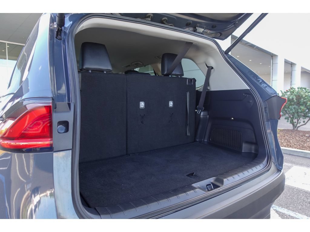 Certified 2025 Toyota Grand Highlander AWD image 29