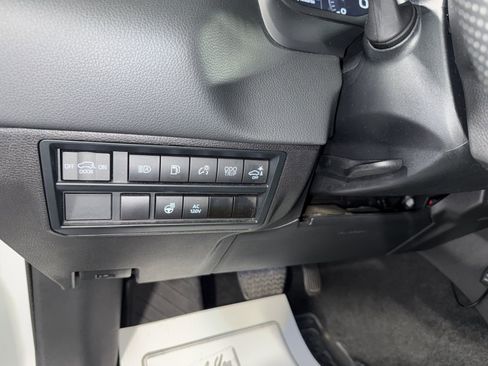 Used 2024 Toyota Sequoia Limited w/ Tow Technology Package AWD/4WD image 40