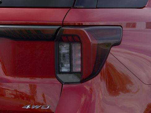 New 2026 Ford Explorer ST-Line w/ ST-Line Street Pack AWD/4WD image 22