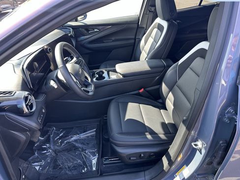 New 2025 Chevrolet Blazer EV LT image 19