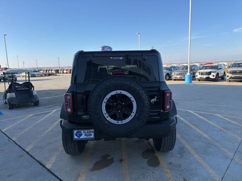New 2025 Ford Bronco Outer Banks w/ Sasquatch Package AWD/4WD image 6