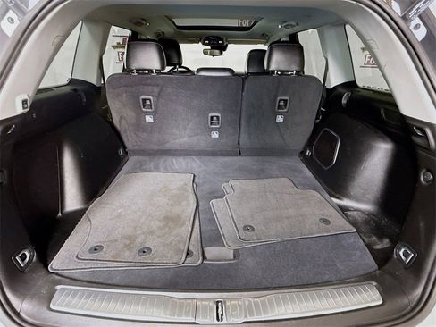 Used 2022 Jeep Grand Cherokee Limited 4xe image 30