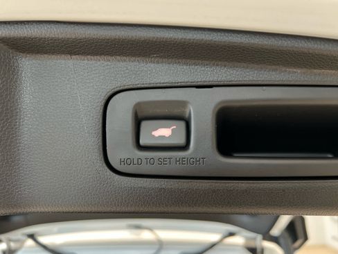 Used 2024 Honda CR-V Sport Touring image 15