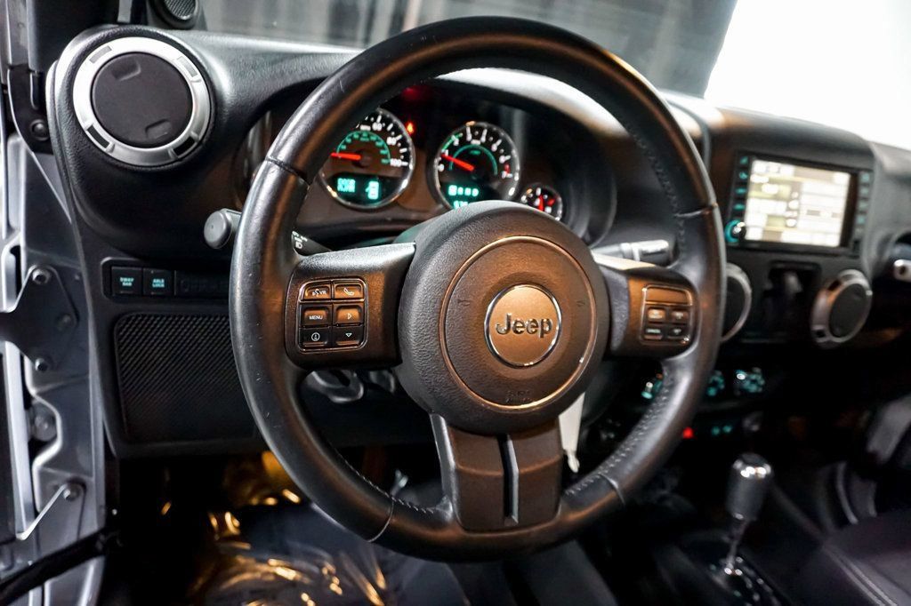 Used 2013 Jeep Wrangler Rubicon w/ PWR Convenience Group AWD/4WD image 11